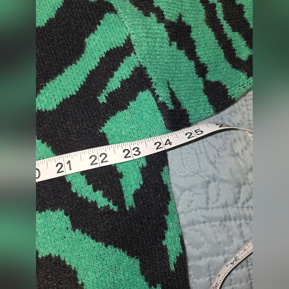 Fashion Nova Women's XL Straight Savage Sweater Set NEW - Picture 12 of 16